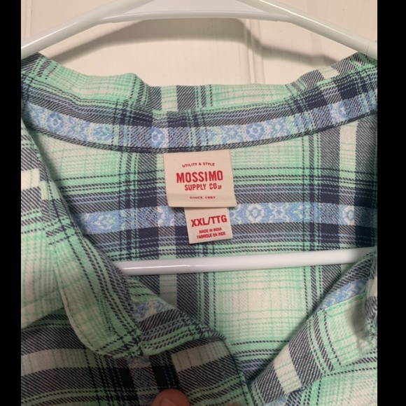 Super cute Mossimo flannel - Picture 4 of 6